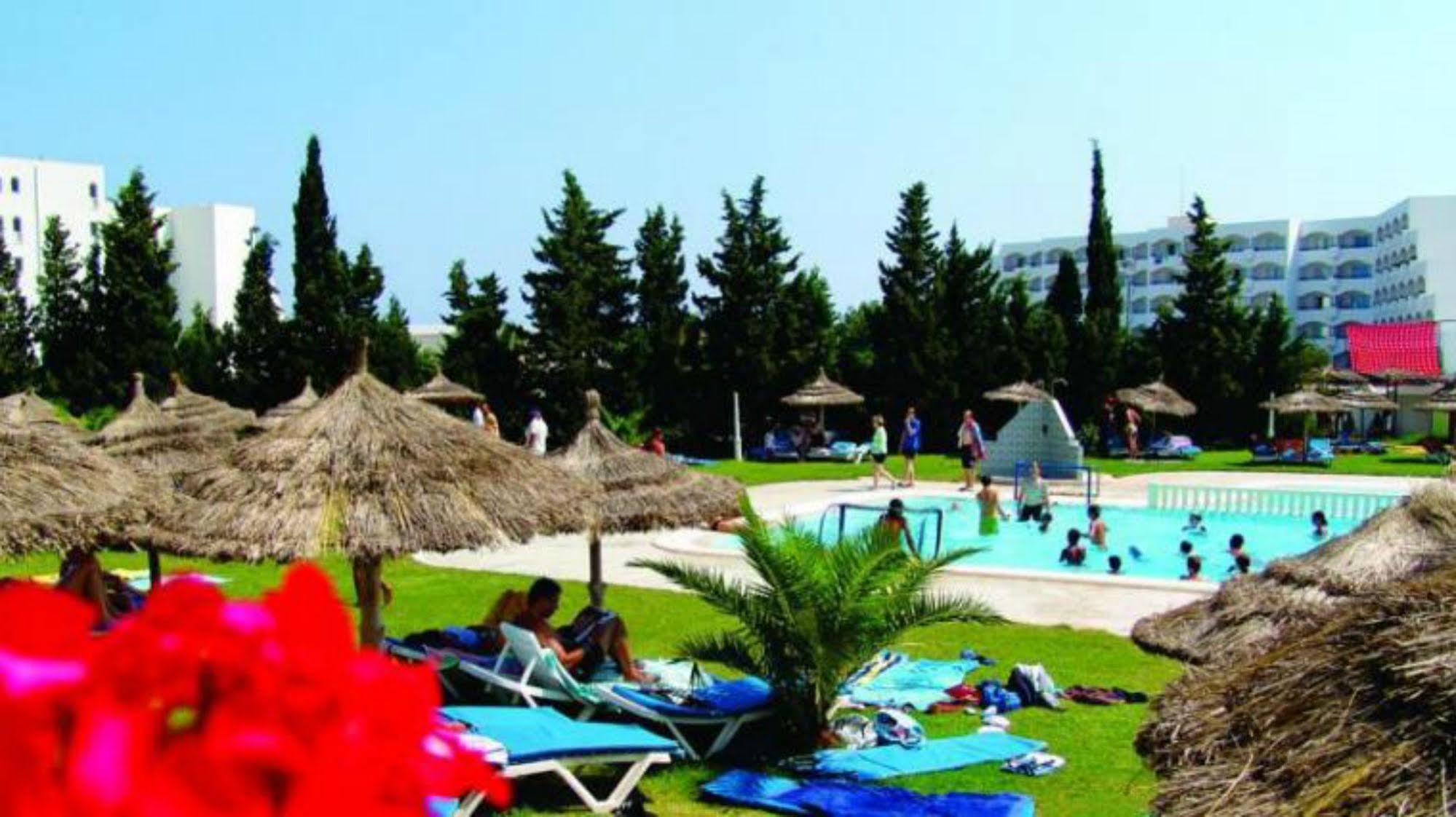 Hotel Zenith Al-Hammamat Bagian luar foto