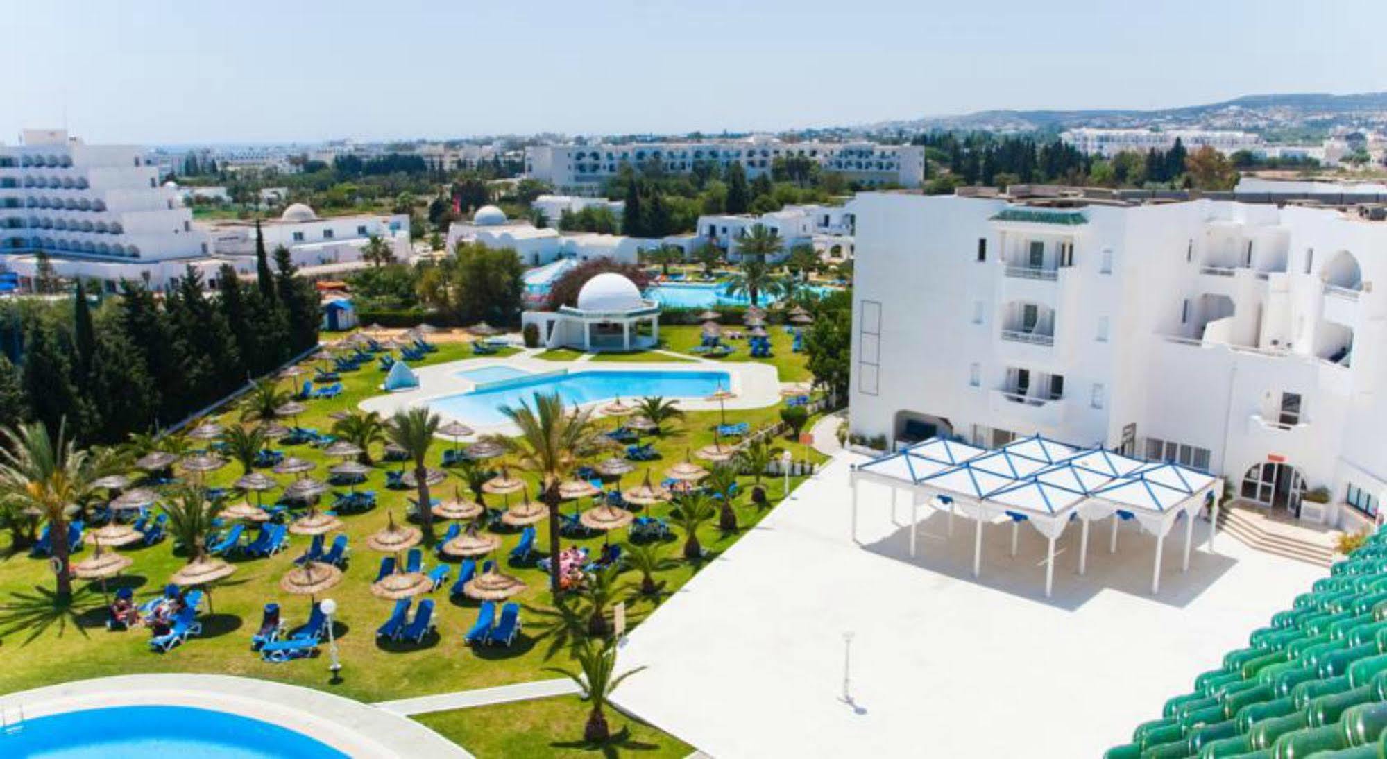 Hotel Zenith Al-Hammamat Bagian luar foto